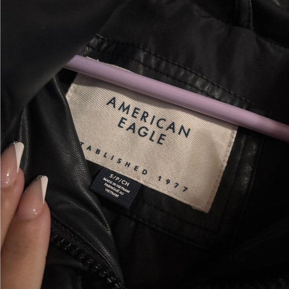 NWOT American Eagle Outfitters Vegan Leather Puffer Jacket - Picture 6 of 7